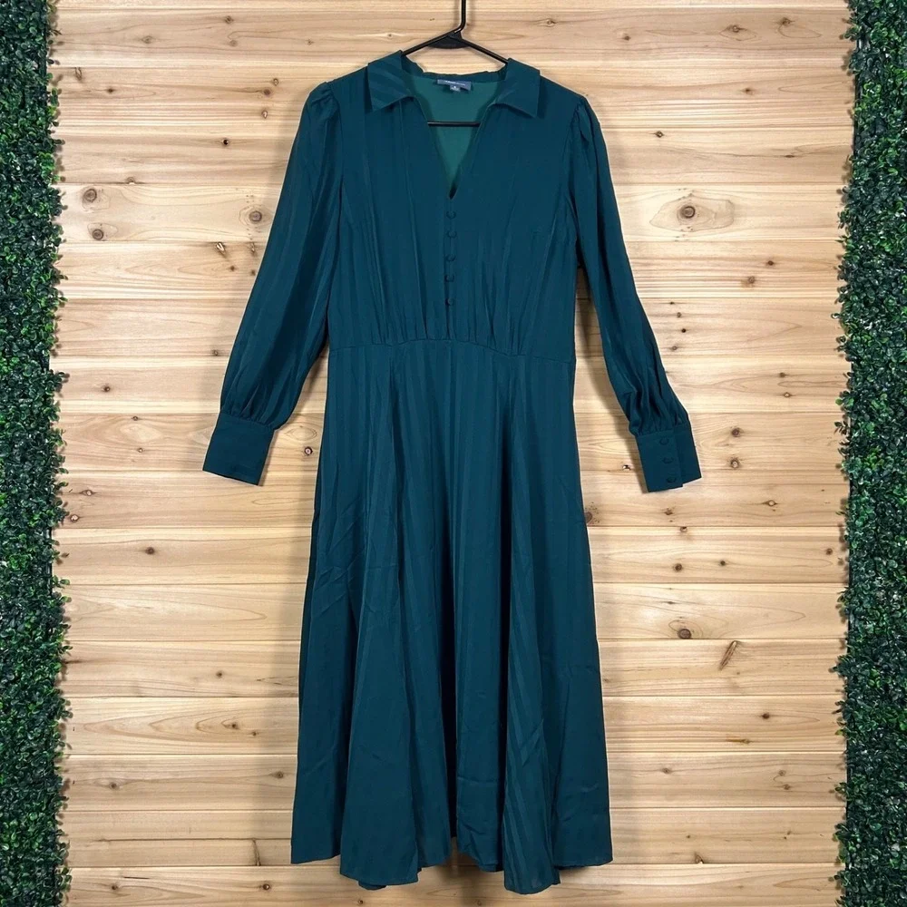 modcloth emerald green dress ModCloth emerald Green Velvet Babydoll dress with